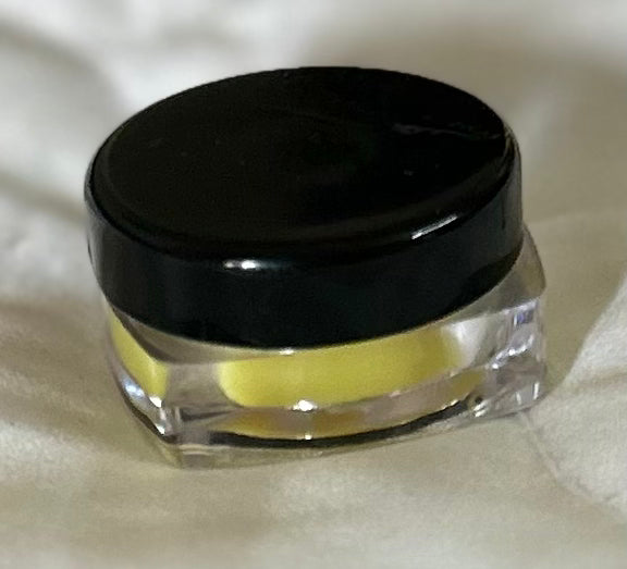 LIP BALM luscious lip for women and men / Lightens lips/ non- sticky/ Paraben free & vegan/ use daily/moisture formula